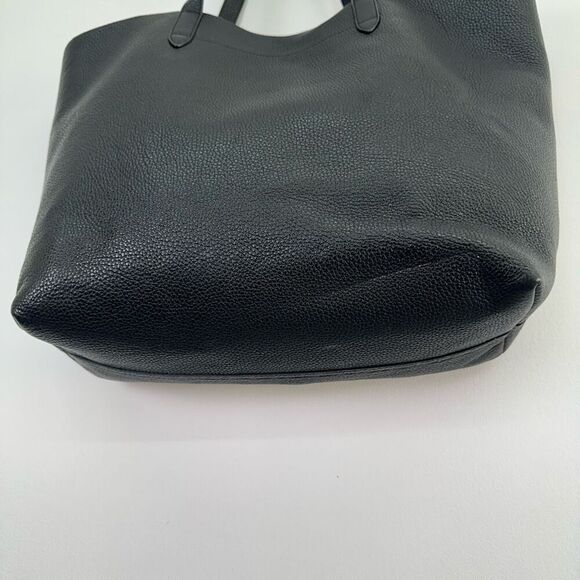 Cuyana Classic Structured Black Italian Pebbled Leather SFM Monogrammed Tote - Picture 7 of 11